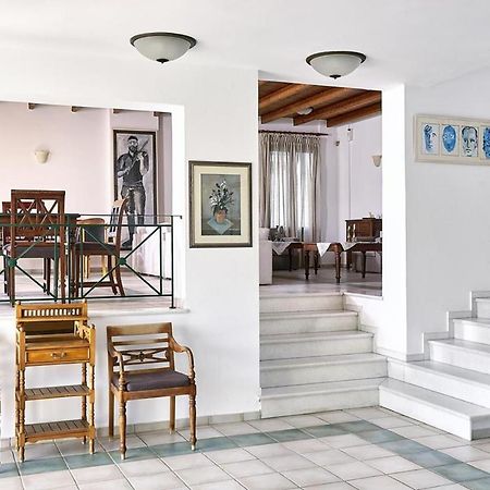 Eva Suites & Apartments Agia Marina  Exterior photo